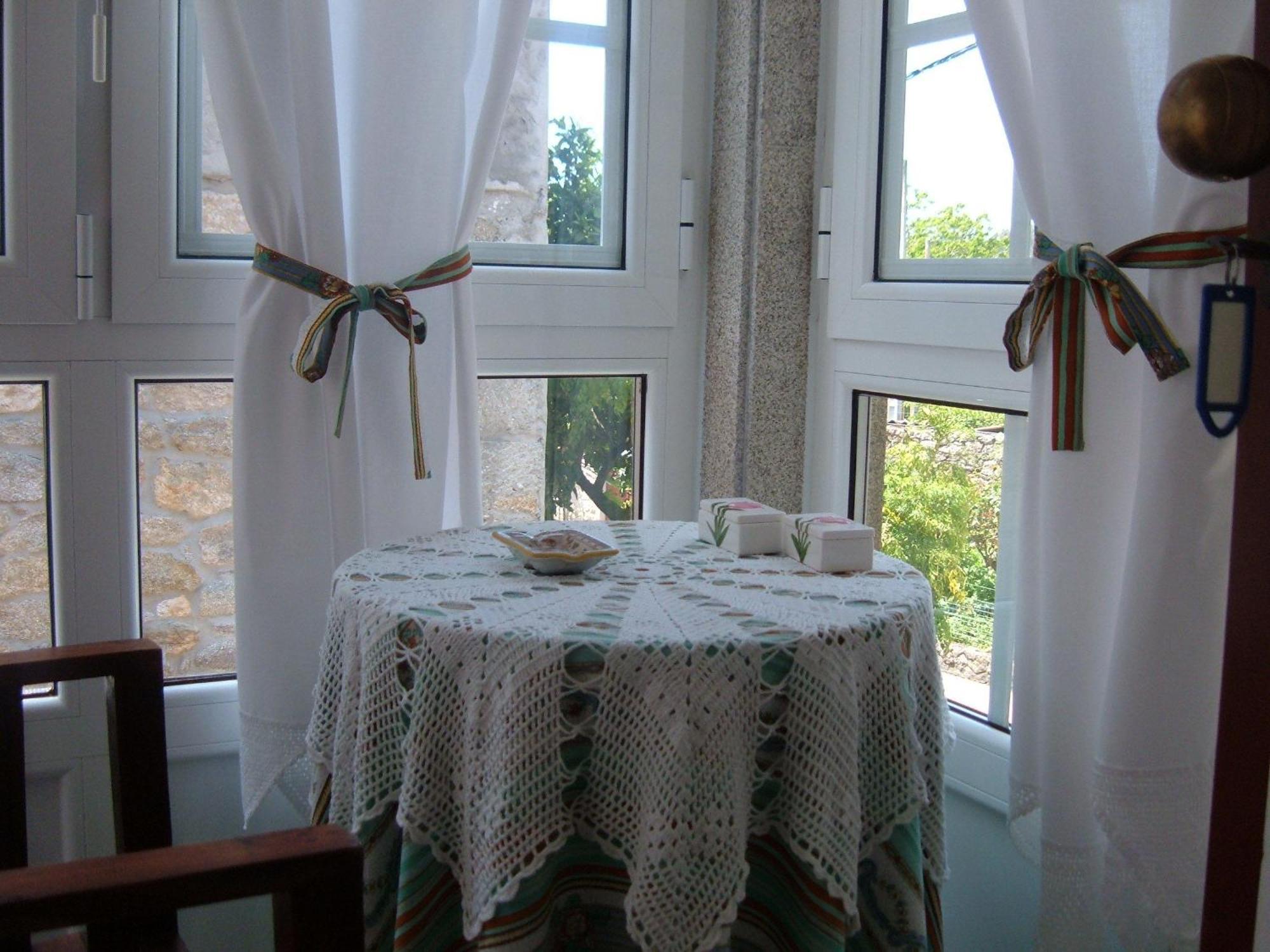 Casa Xan Da Pena Guest House Villarmayor  Rom bilde